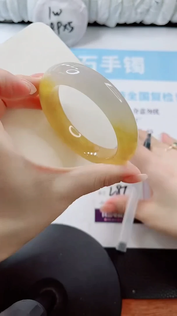 未镶嵌手镯石英质玉多样性发货L87