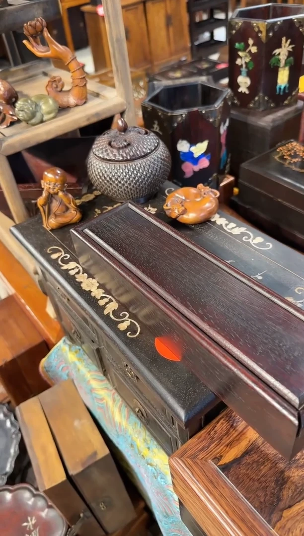【闪购商品】木木艺邵氏紫檀笔盒88.8888