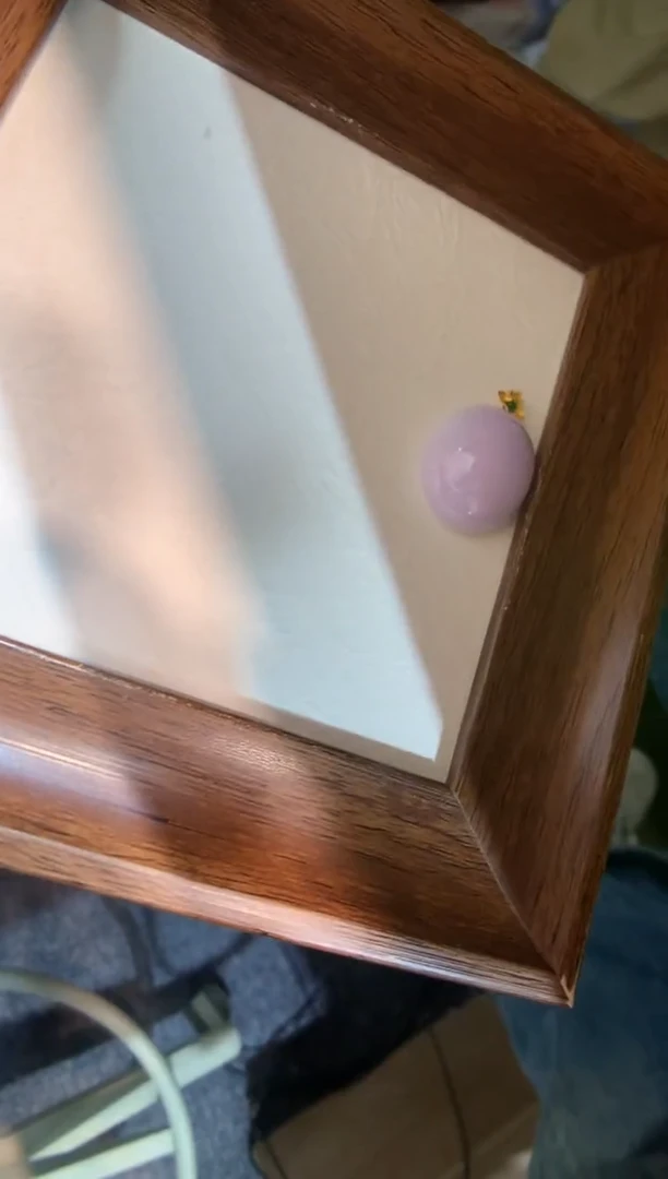 颈饰18K金镶嵌翡翠蛋面