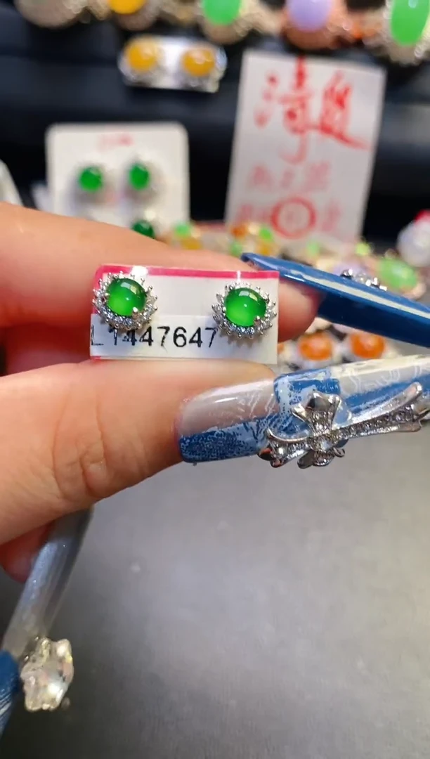 银S925镶嵌翡翠耳饰金***姐天然