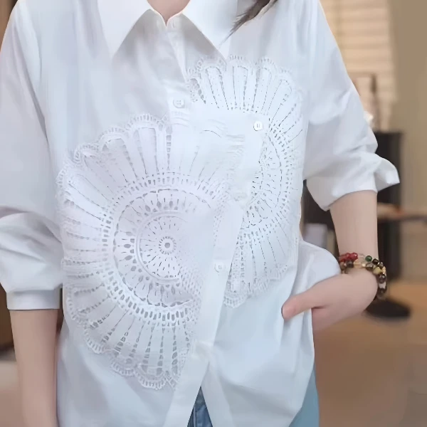 大码时尚不规则设计感翻领长袖衬衫女秋胖MM气质重工钩花休闲衬衣