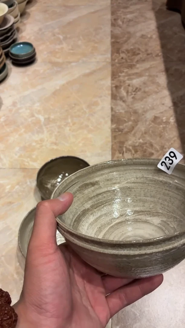 瓷片卿*久239  微瑕黑陶粉引手工碗1个