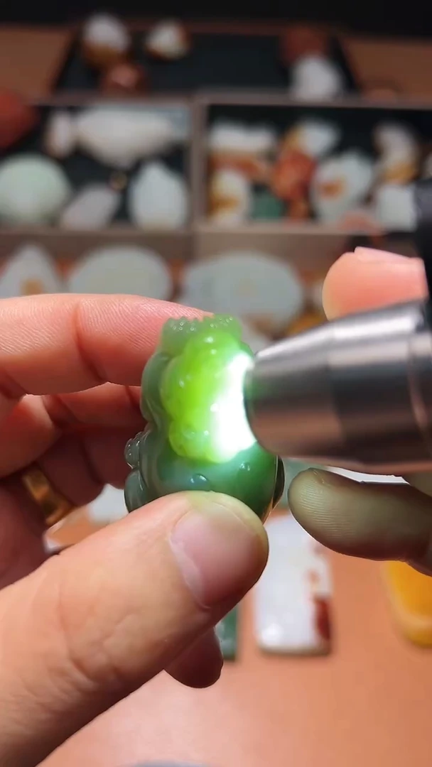 未镶嵌和田玉把件幸**满和田玉