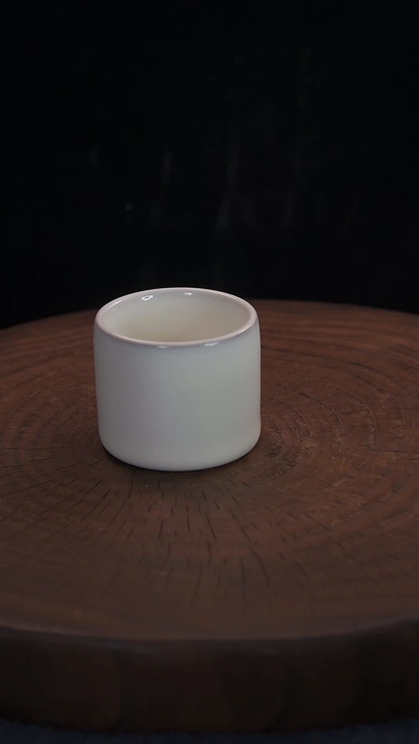 【闪购商品】官瓷月白纯手扳指杯（带礼盒证书）