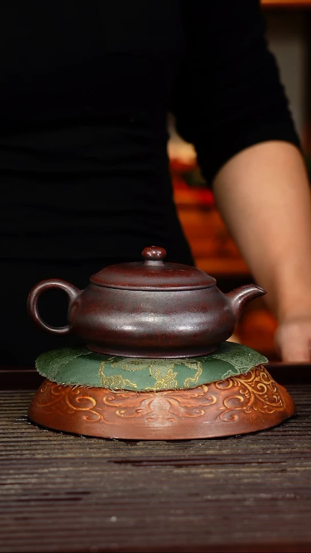宜兴原矿紫砂壶茶壶宜兴原矿紫砂壶茶壶180C