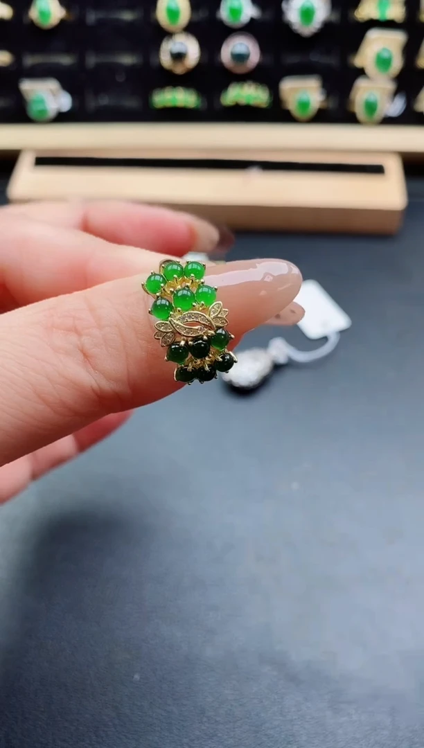 银S925镶嵌戒指翡翠1