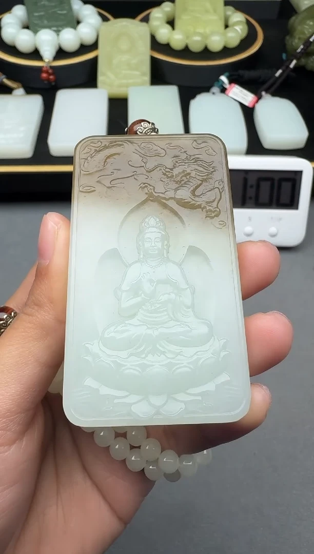 颈饰未镶嵌和田玉1