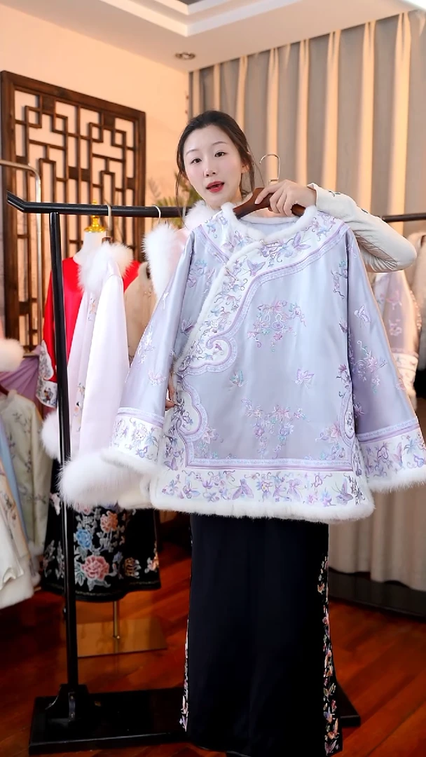 刺绣紫色斜襟棉服  桑蚕丝非遗苏绣服饰