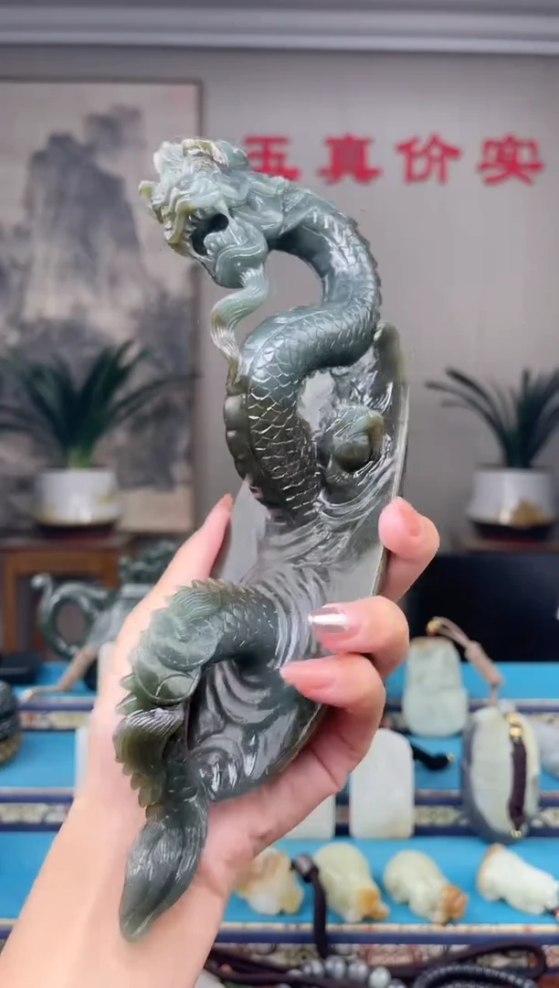 未镶嵌和田玉挂件1