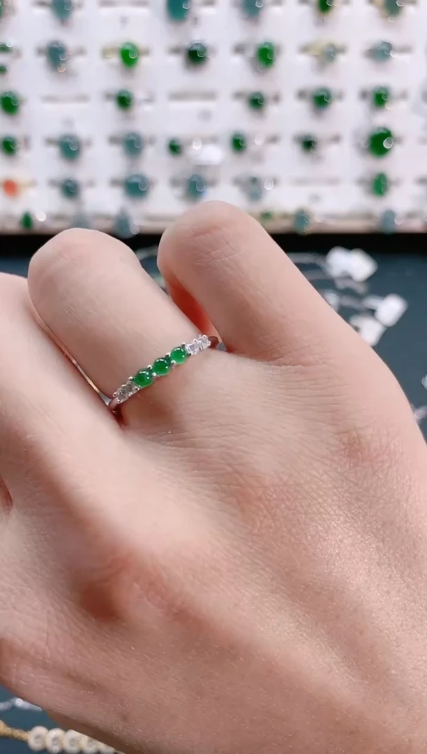 【闪购商品】翡翠戒指银S925镶嵌天然翡翠