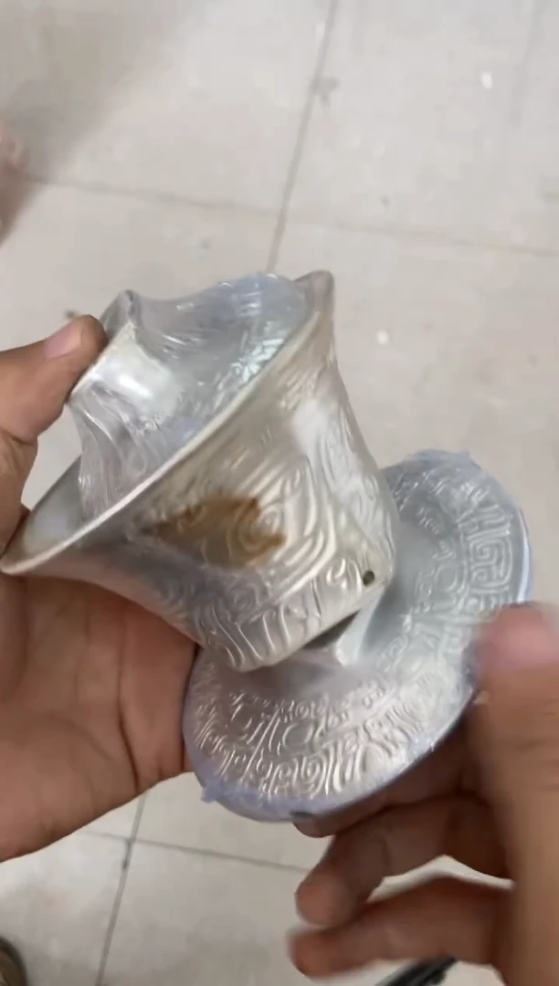 杯无运费险有瑕疵的摄影的产品有使用过的痕迹有点脏介意勿拍