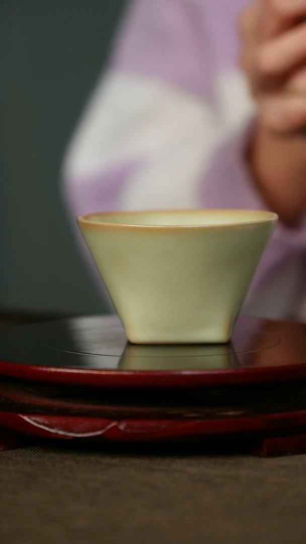 全品 粉青 天圆地方 带底款