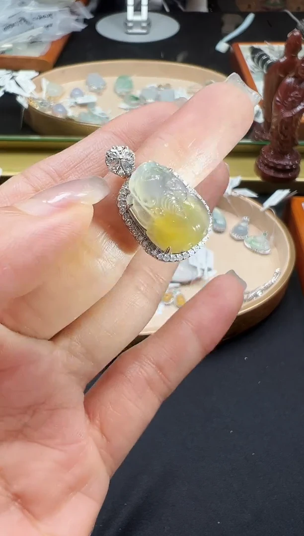 翡翠18K金镶嵌颈饰DFZ0614-80