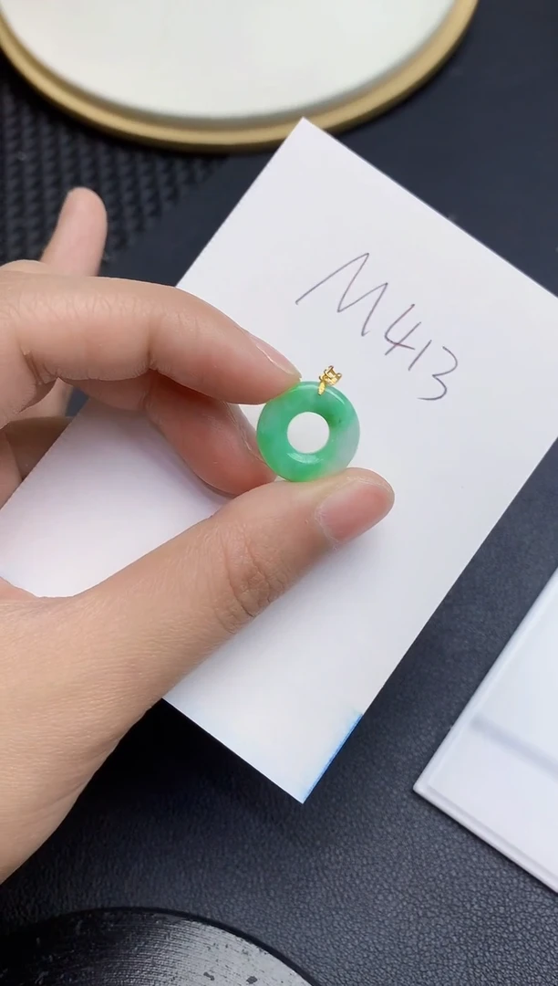 【闪购商品】翡翠颈饰18K金镶嵌000000000