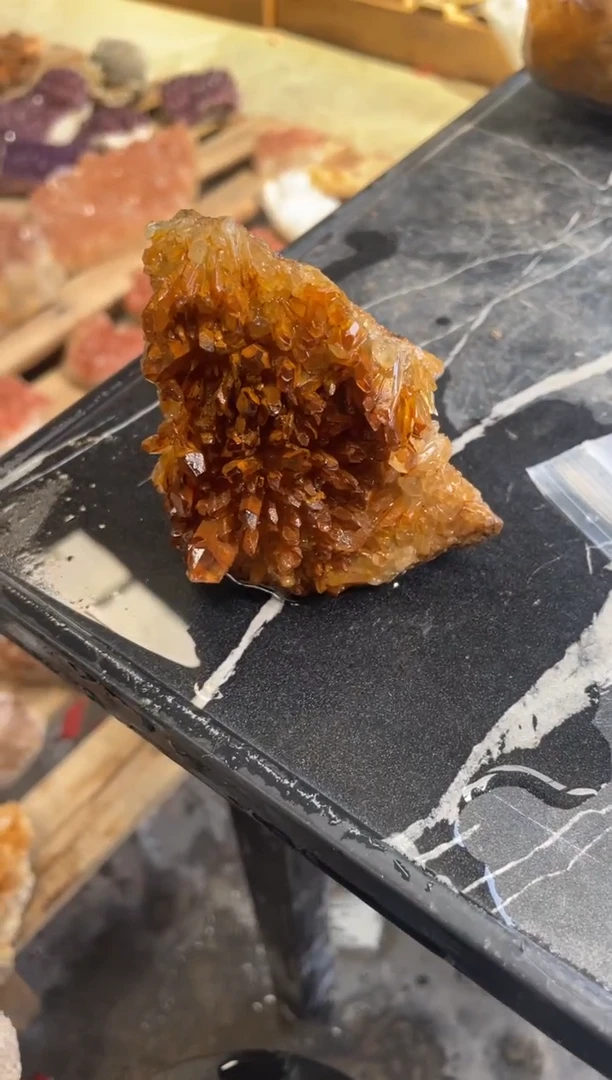 【闪购商品】黄晶原石未镶嵌天然黄水晶原石摆件