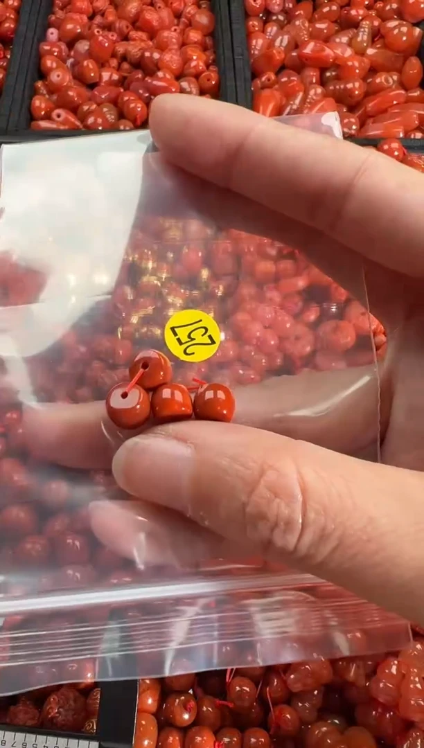 【闪购商品】南红玛瑙颈饰未镶嵌1