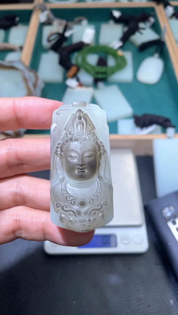 定制和田玉观音