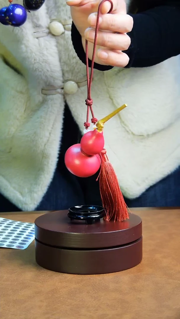 【闪购商品】51直播一物一图大漆酒葫芦送底座送挂绳