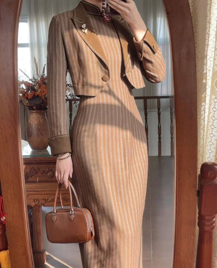 1801-1900米兰家高端女装时尚碎花连衣裙显瘦秋冬款蕾丝显瘦修身