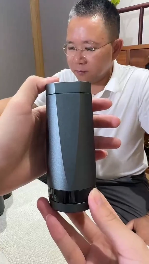 其它金属中国尊墨绿 不退不换，质保两年