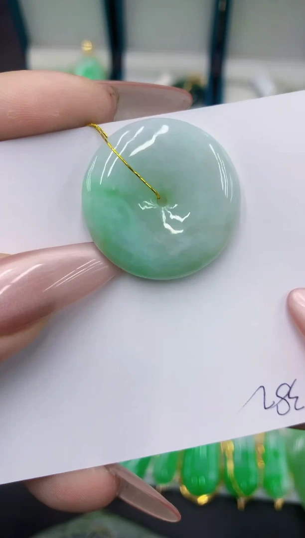 颈饰未镶嵌翡翠11111