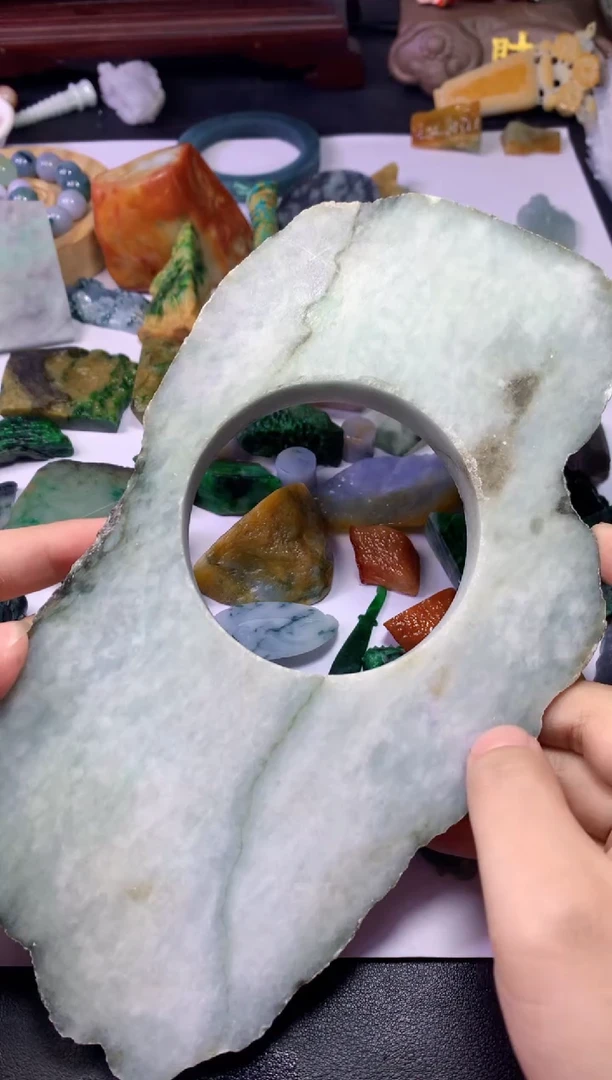 颈饰未镶嵌翡翠037天然翡翠
