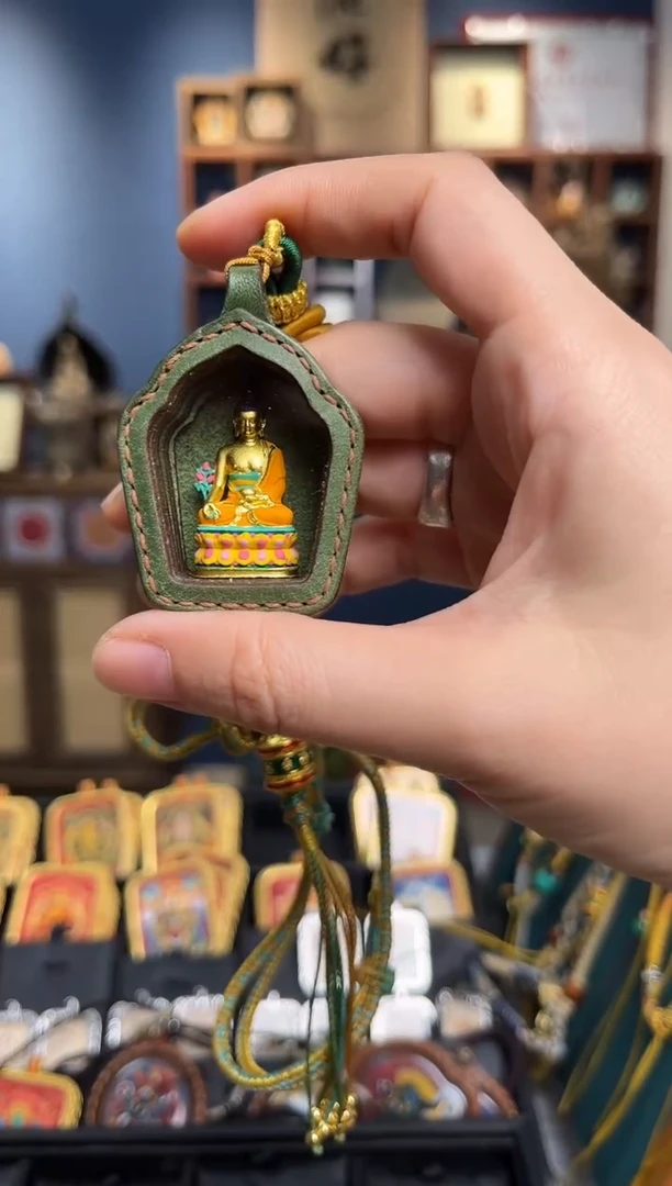 吊坠B****?药师中古做旧皮