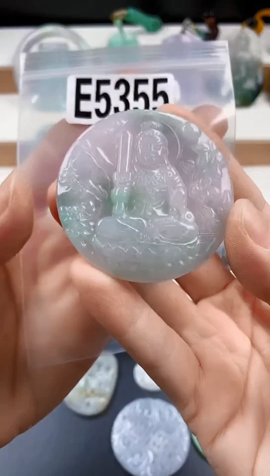 颈饰未镶嵌翡翠天然翡翠吊坠挂件