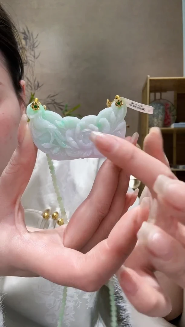 【闪购商品】翡翠颈饰未镶嵌吊坠