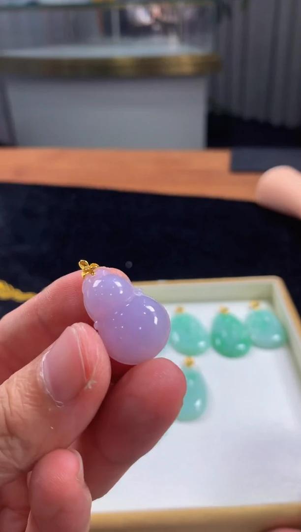 18K金镶嵌定制翡翠4076--多样性发一个