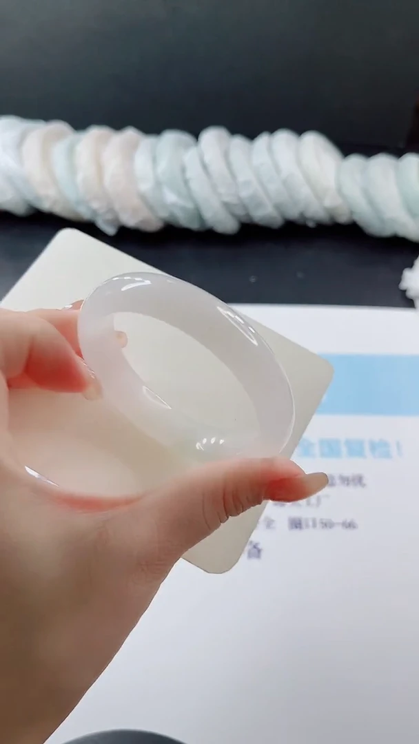 未镶嵌手镯石英质玉多样性发货V294