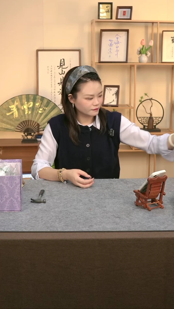 夸***子发圈          78