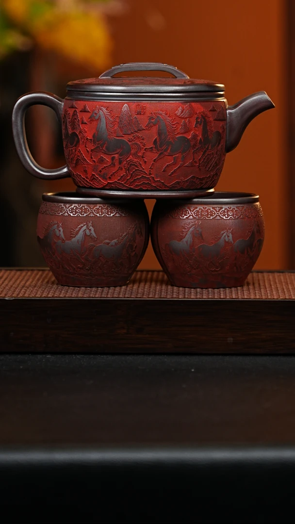 宜兴紫砂 汉瓦壶（一壶两杯）龙山古乌泥 赵辉 h590