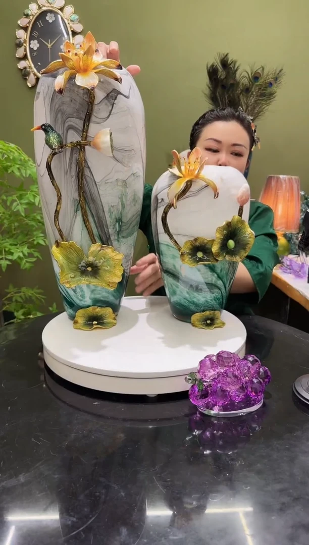 琉璃珐琅彩  荷塘月色  对装花瓶