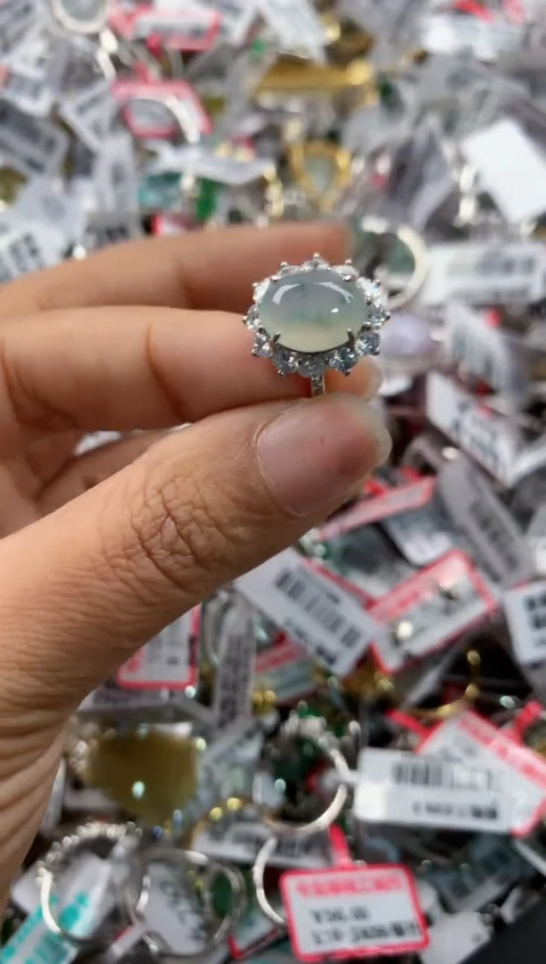 银S925镶嵌戒指翡翠999    7