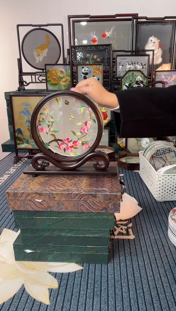 刺绣非遗双面绣摆台