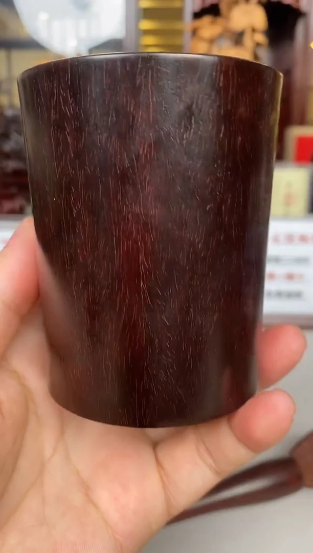 紫檀木类端景台小笔筒一个