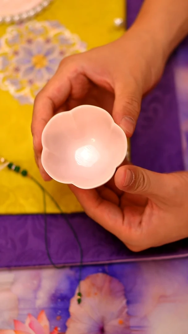 086粉色花口杯茶杯