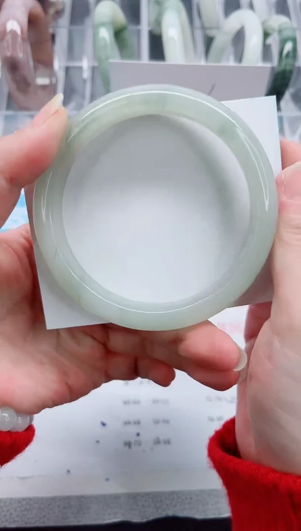 【闪购商品】石英质玉手镯未镶嵌A456-62.3