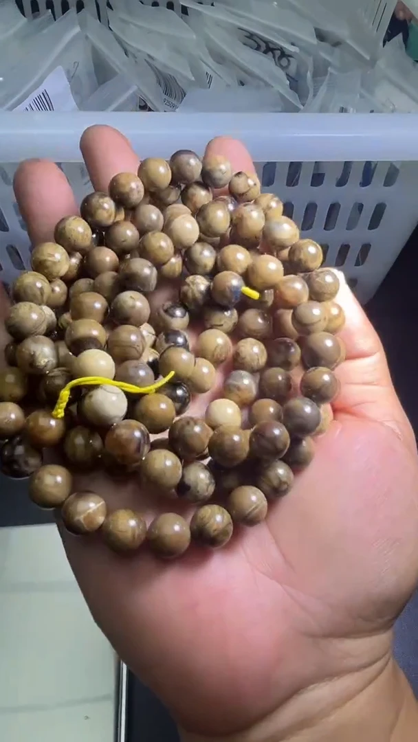 裸石琥珀未镶嵌64