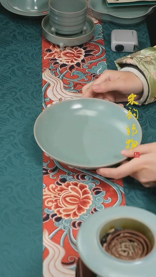 【闪购商品】微瑕原矿釉汝官窑盘子
