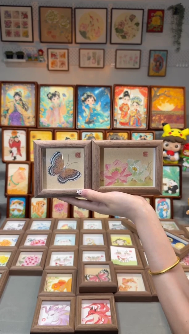 国画双荷 小蝴蝶 手绘国画13
