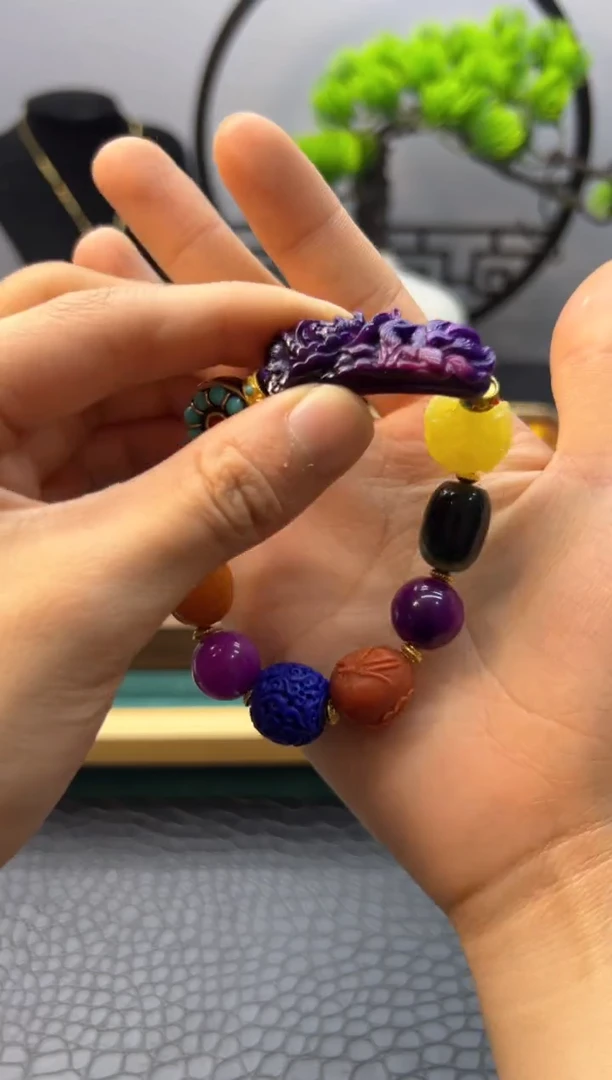 【闪购商品】苏纪石（舒俱来）颈饰14K金镶嵌S06