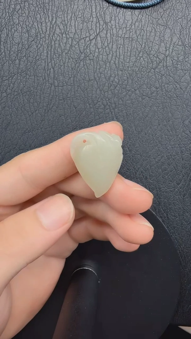 和田玉未镶嵌吊坠(不含链)203微瑕