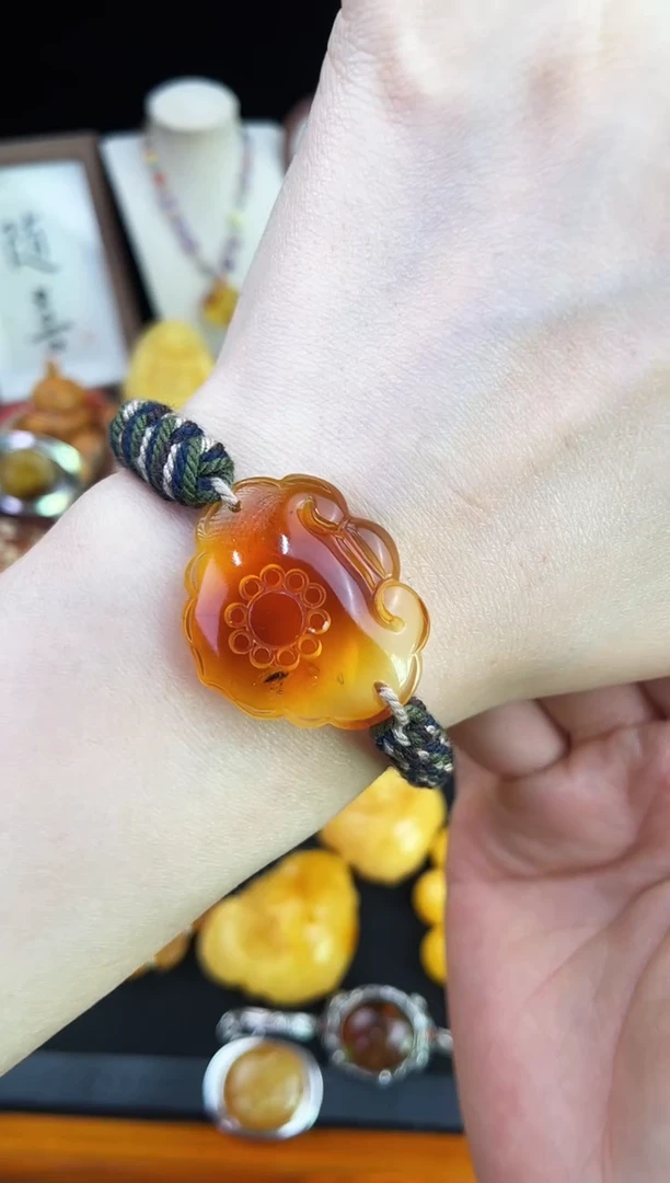 琥珀未镶嵌珠宝奇石柒月