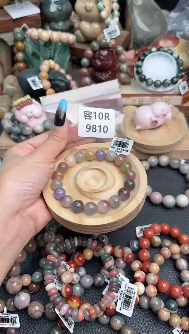 【闪购商品】石英质玉未镶嵌手链10R9810