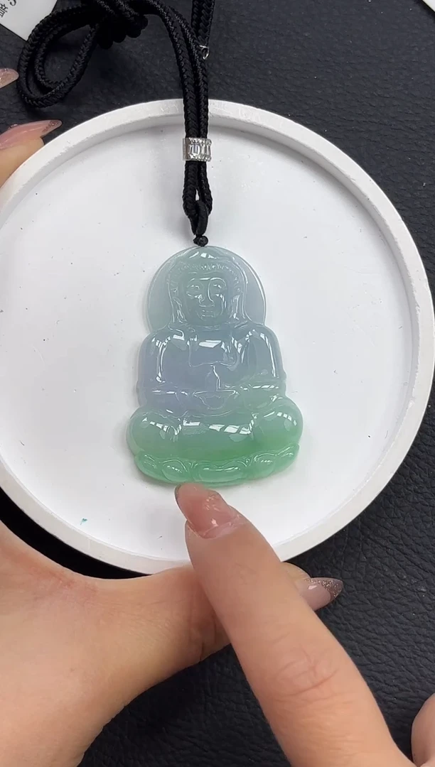 颈饰未镶嵌翡翠观音