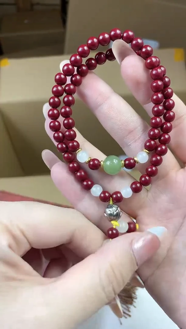 非洲檀香其他精美手串 无礼盒 多发性其一