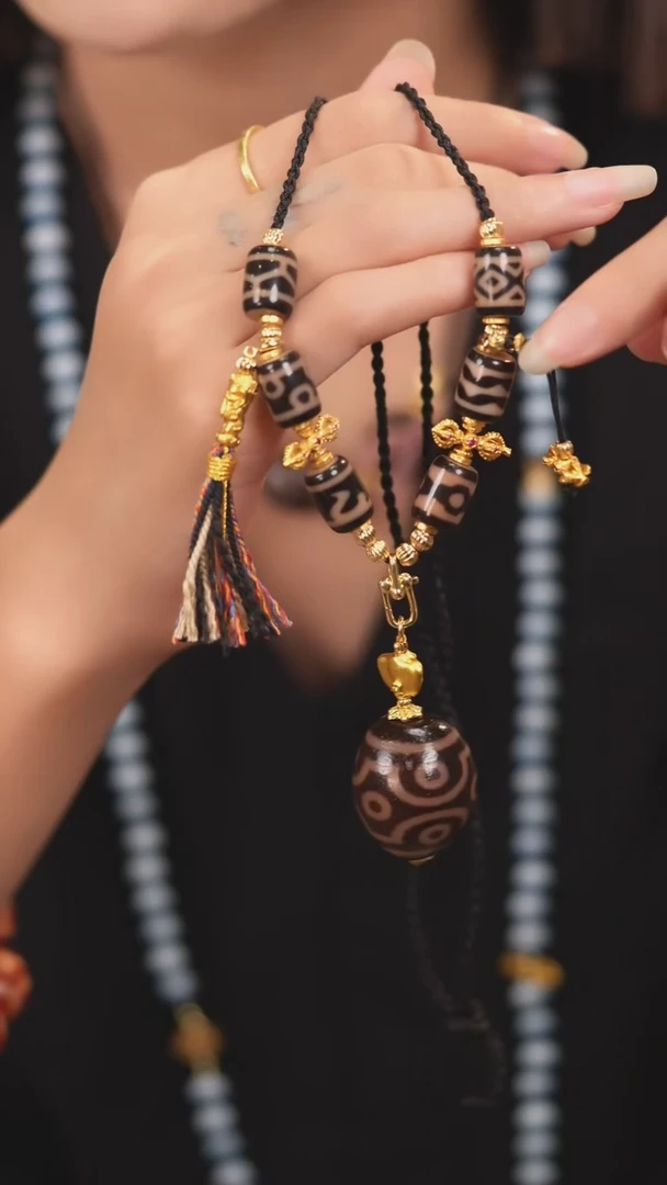 玛瑙/玉髓（覆膜）颈饰未镶嵌传世珠宝