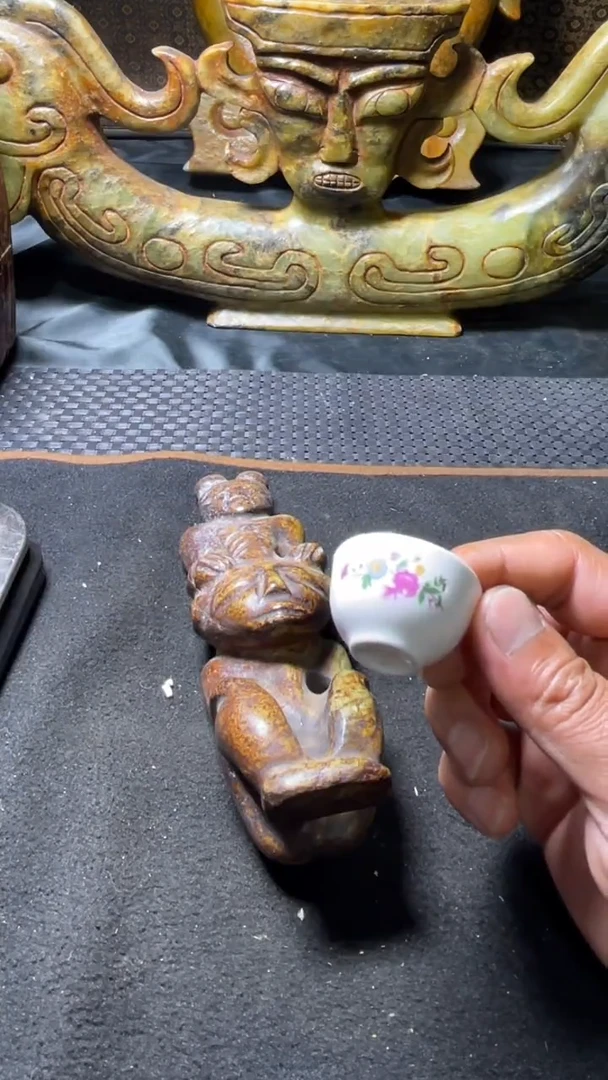 瓷片青***。瓷摆件主播推荐好物